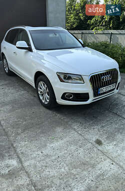 Позашляховик / Кросовер Audi Q5 2015 в 