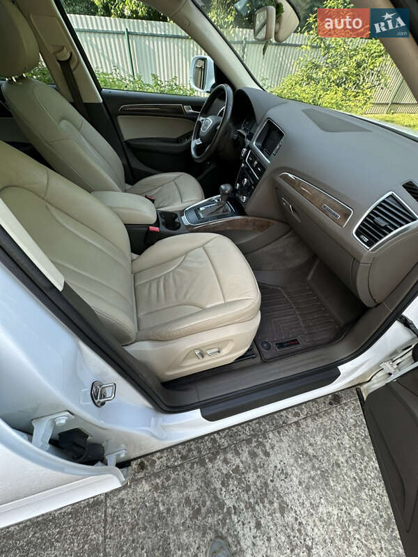 Внедорожник / Кроссовер Audi Q5 2015 в Бориславе