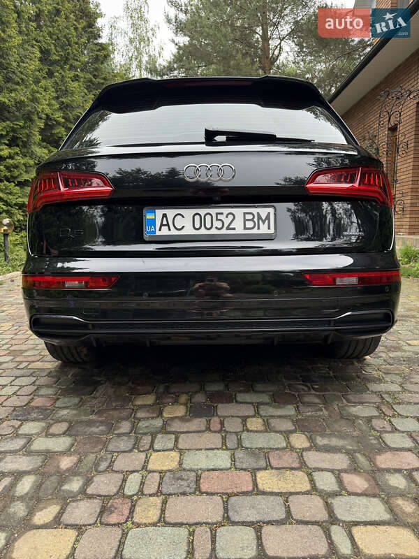 Позашляховик / Кросовер Audi Q5 2018 в Луцьку