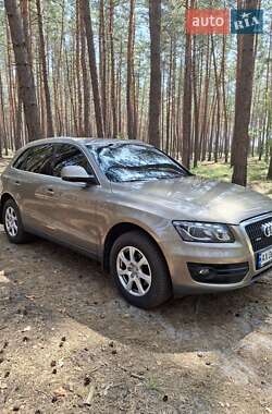 Внедорожник / Кроссовер Audi Q5 2010 в 