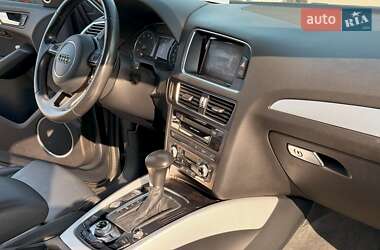 Внедорожник / Кроссовер Audi Q5 2016 в 
