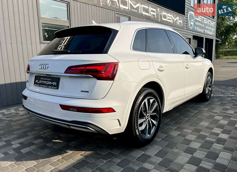 Позашляховик / Кросовер Audi Q5 2021 в Києві