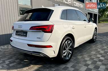 Внедорожник / Кроссовер Audi Q5 2021 в 