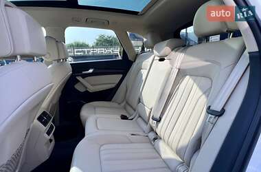 Внедорожник / Кроссовер Audi Q5 2021 в 