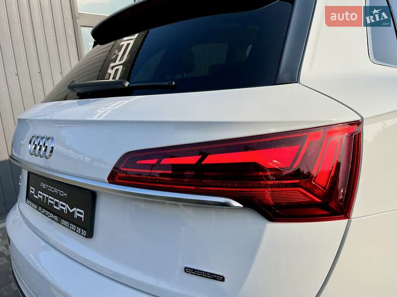 Позашляховик / Кросовер Audi Q5 2021 в Києві