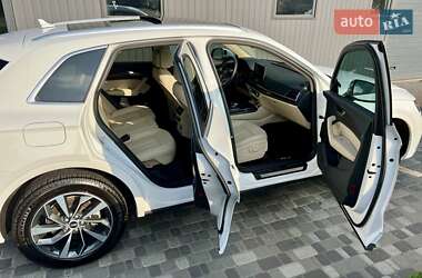 Внедорожник / Кроссовер Audi Q5 2021 в 