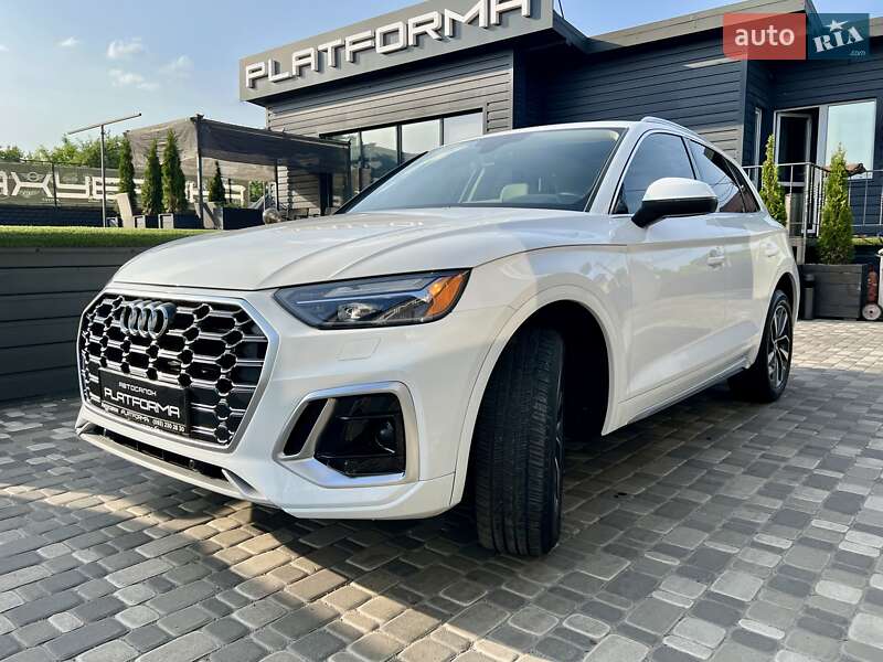 Позашляховик / Кросовер Audi Q5 2021 в Києві