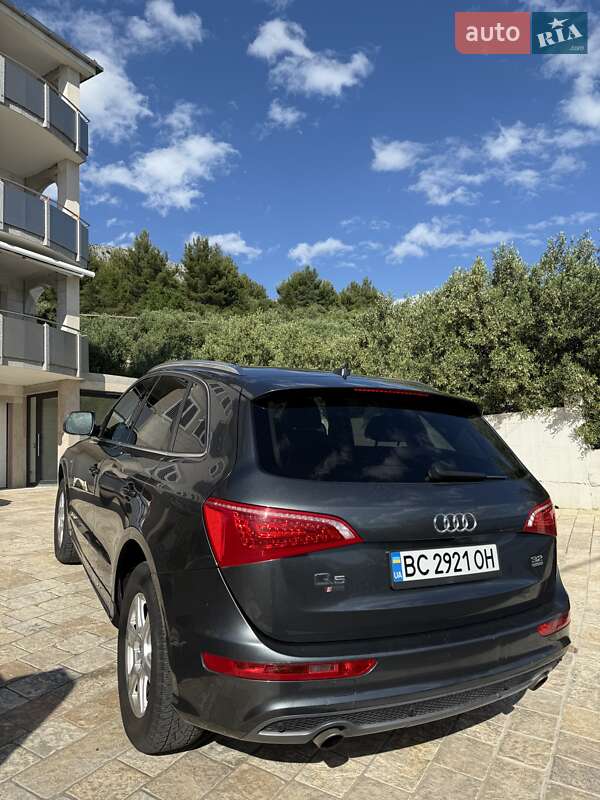 Позашляховик / Кросовер Audi Q5 2012 в Львові