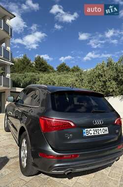 Внедорожник / Кроссовер Audi Q5 2012 в 