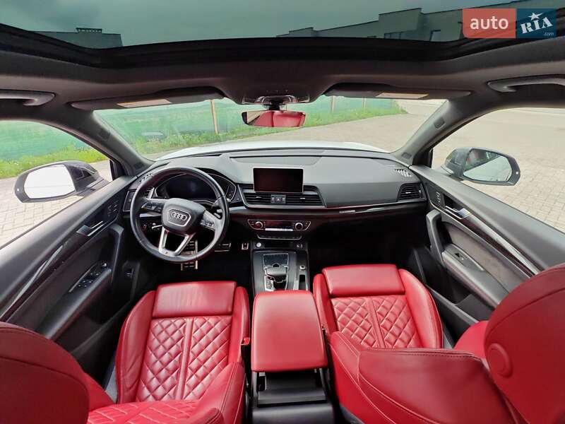Внедорожник / Кроссовер Audi Q5 2019 в Луцке