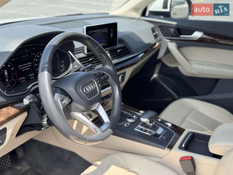 Внедорожник / Кроссовер Audi Q5 2017 в Львове фото 16 Внедорожник / Кроссовер Audi Q5 2017 в Львове