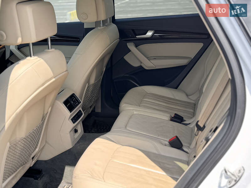 Внедорожник / Кроссовер Audi Q5 2017 в Львове фото 23 Внедорожник / Кроссовер Audi Q5 2017 в Львове