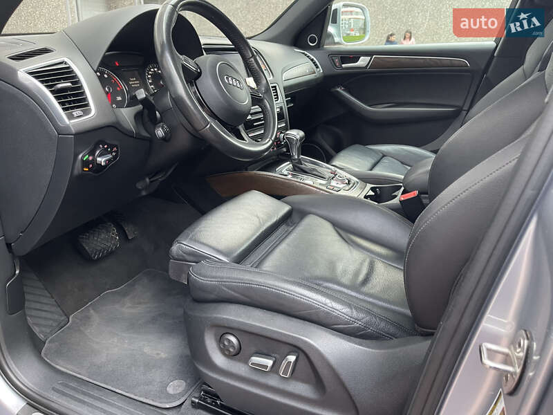 Позашляховик / Кросовер Audi Q5 2014 в Івано-Франківську