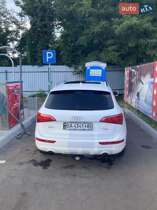 Внедорожник / Кроссовер Audi Q5 2010 в Кропивницком