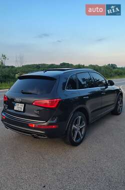 Внедорожник / Кроссовер Audi Q5 2015 в 