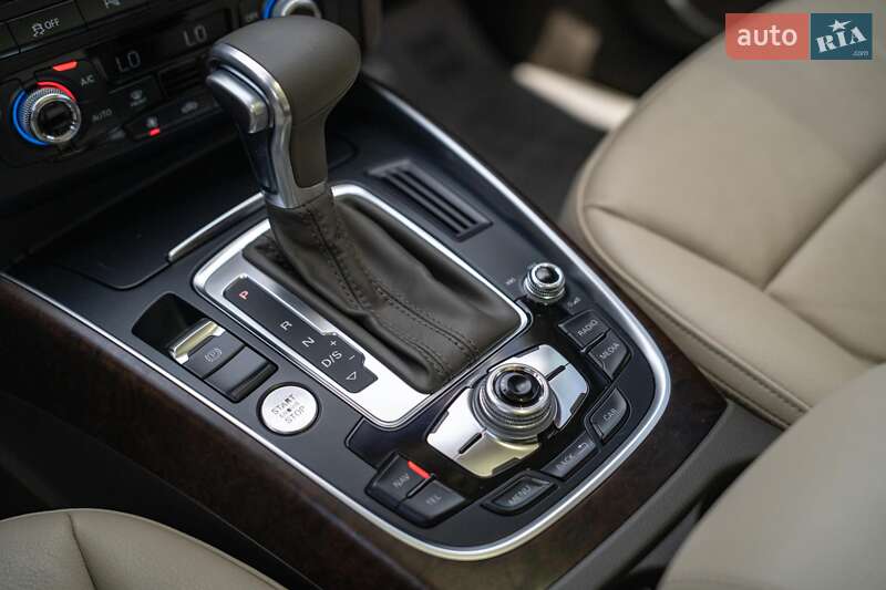 Внедорожник / Кроссовер Audi Q5 2015 в Черновцах