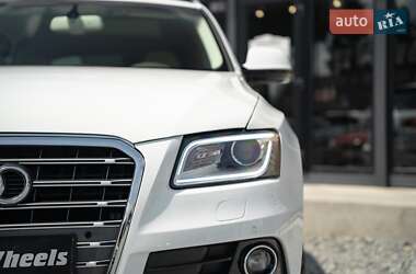Внедорожник / Кроссовер Audi Q5 2015 в 