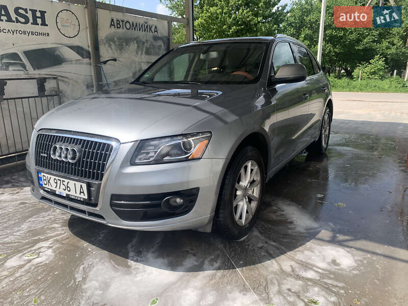 Позашляховик / Кросовер Audi Q5 2010 в Почаєві фото 2 Позашляховик / Кросовер Audi Q5 2010 в Почаєві