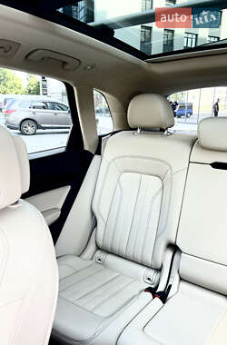 Внедорожник / Кроссовер Audi Q5 2022 в 