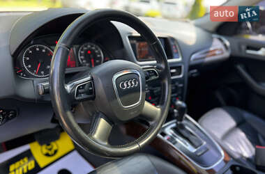 Позашляховик / Кросовер Audi Q5 2010 в 