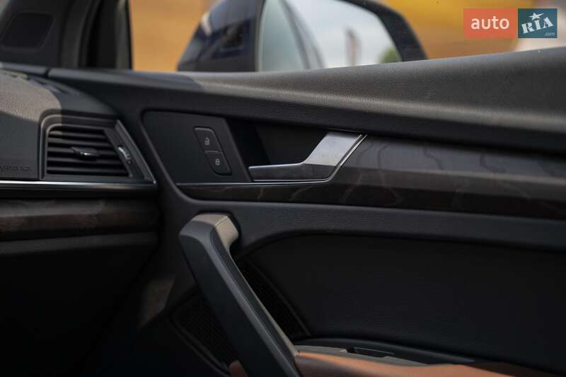 Внедорожник / Кроссовер Audi Q5 2018 в Черновцах