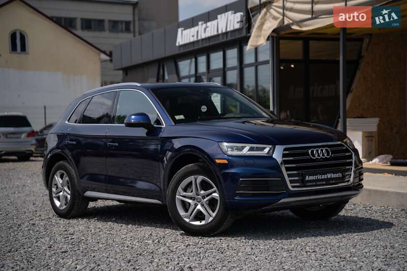 Внедорожник / Кроссовер Audi Q5 2018 в Черновцах