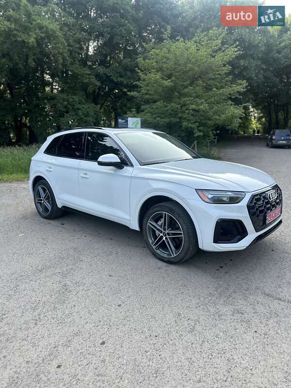 Внедорожник / Кроссовер Audi Q5 2021 в Львове