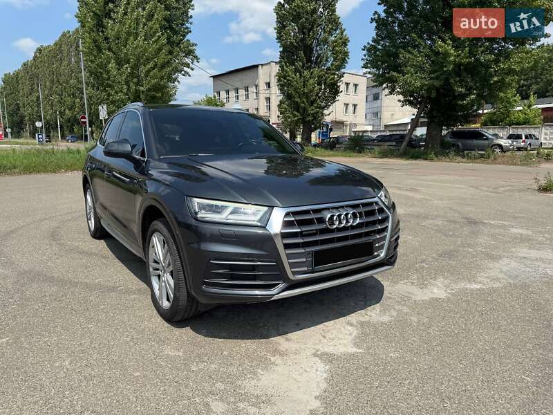 Внедорожник / Кроссовер Audi Q5 2017 в Нежине