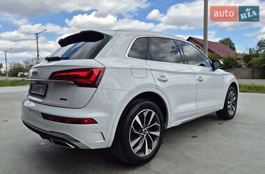 Внедорожник / Кроссовер Audi Q5 2022 в 