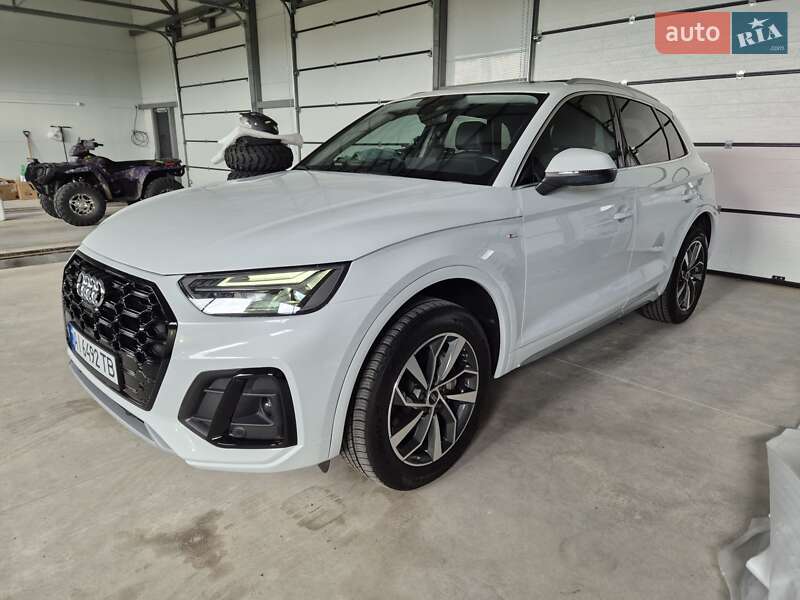Внедорожник / Кроссовер Audi Q5 2022 в Барышевке