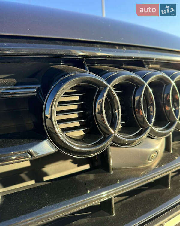 Внедорожник / Кроссовер Audi Q5 2018 в Ровно