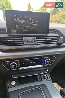 Внедорожник / Кроссовер Audi Q5 2020 в 