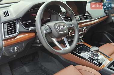 Внедорожник / Кроссовер Audi Q5 2023 в 