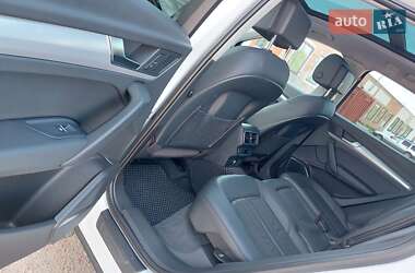 Внедорожник / Кроссовер Audi Q5 2018 в 