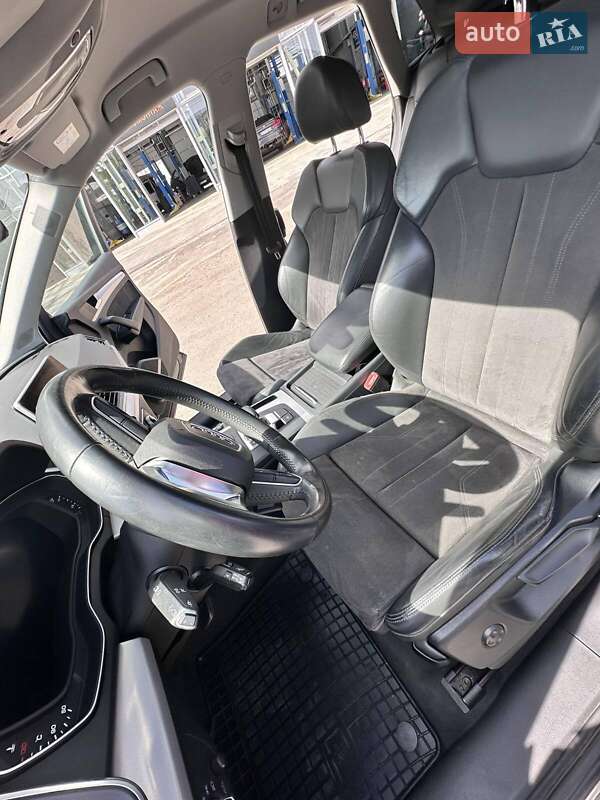 Внедорожник / Кроссовер Audi Q5 2017 в Николаеве