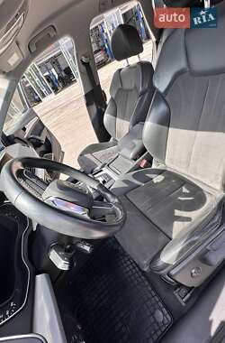 Внедорожник / Кроссовер Audi Q5 2017 в 