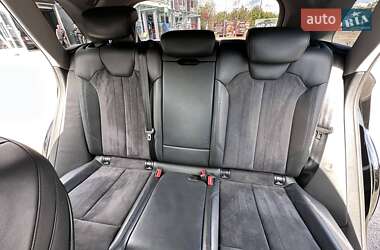 Внедорожник / Кроссовер Audi Q5 2017 в 