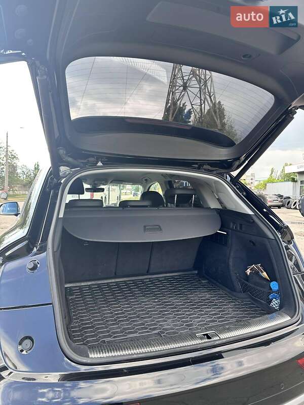 Внедорожник / Кроссовер Audi Q5 2017 в Николаеве