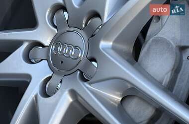 Позашляховик / Кросовер Audi Q5 2016 в 