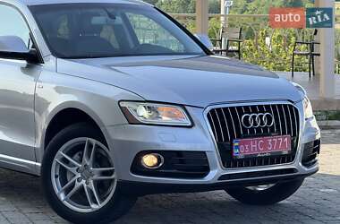 Позашляховик / Кросовер Audi Q5 2016 в 