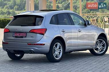 Позашляховик / Кросовер Audi Q5 2016 в 