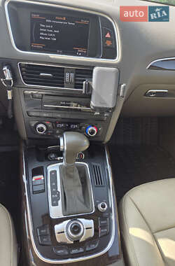 Внедорожник / Кроссовер Audi Q5 2012 в 