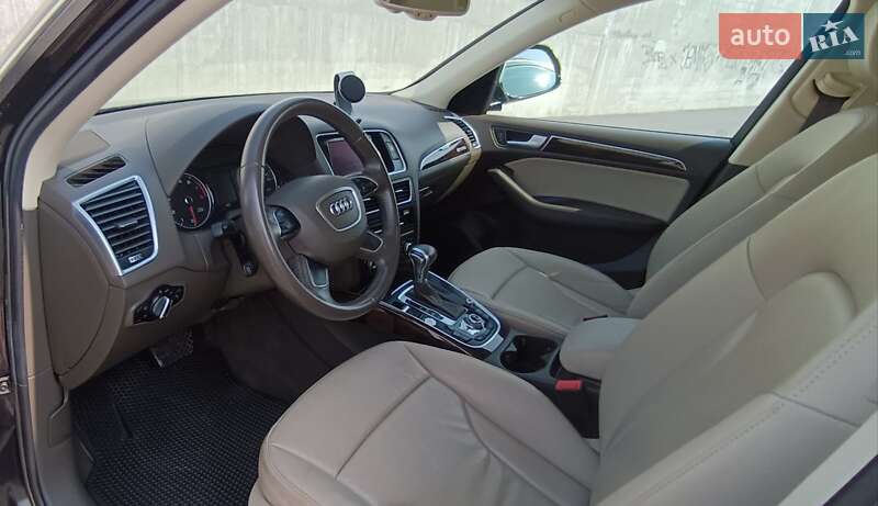 Внедорожник / Кроссовер Audi Q5 2015 в Львове