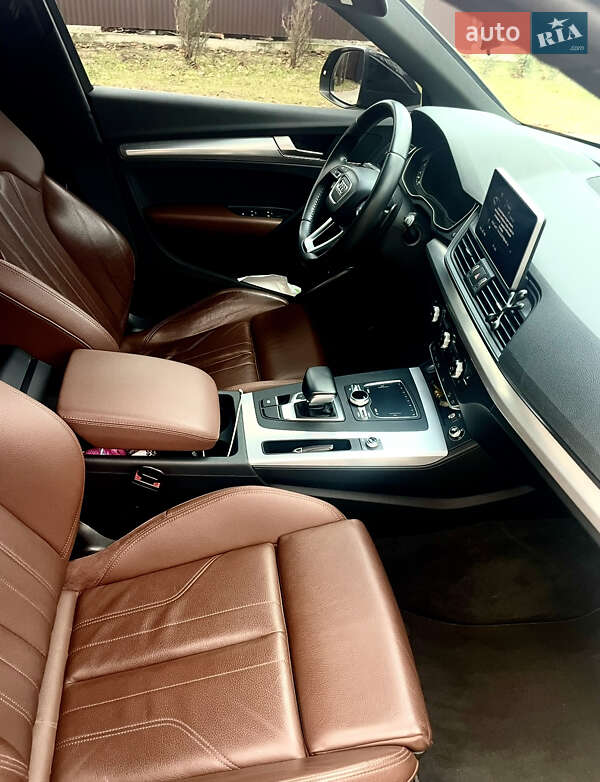 Внедорожник / Кроссовер Audi Q5 2020 в Львове