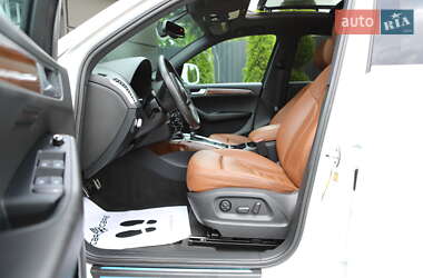 Позашляховик / Кросовер Audi Q5 2012 в 