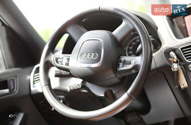 Позашляховик / Кросовер Audi Q5 2012 в 