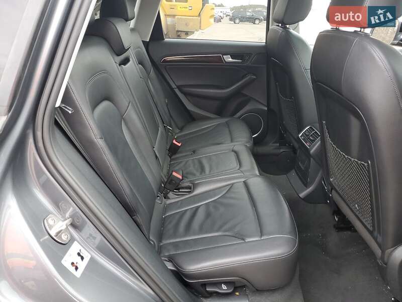 Позашляховик / Кросовер Audi Q5 2017 в Львові