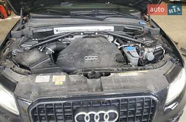 Внедорожник / Кроссовер Audi Q5 2016 в 