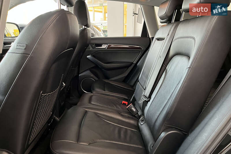Внедорожник / Кроссовер Audi Q5 2015 в Шептицькому