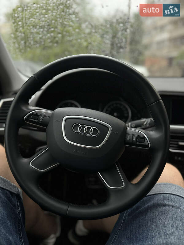 Внедорожник / Кроссовер Audi Q5 2016 в Днепре